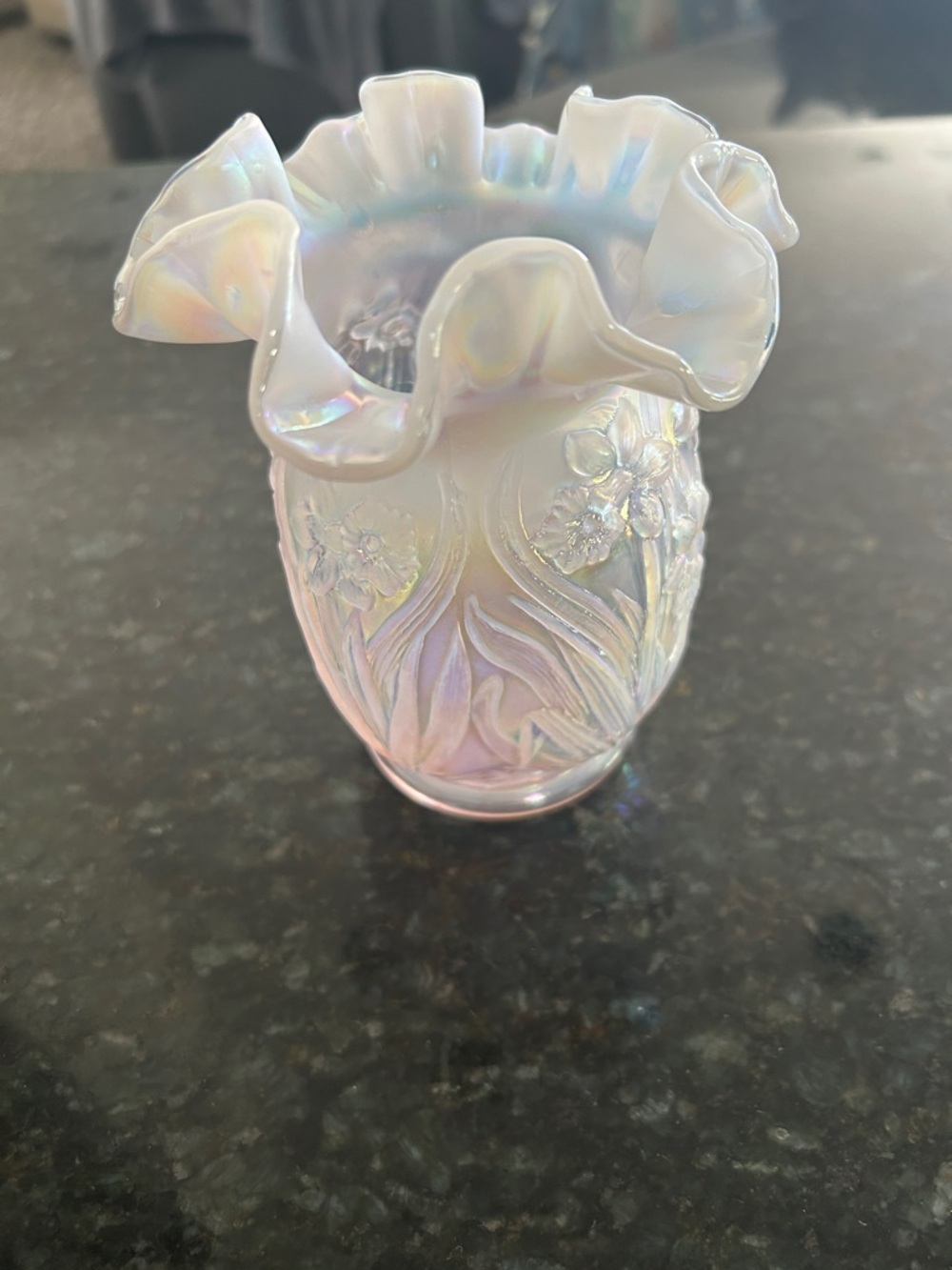 Vintage Fenton Daffodil opalescent Pink Vase Ruffled Edge